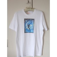 フェアリー＆ムーン絵柄のＴシャツ